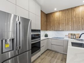 2732 SW 31st Ave, Miami FL 33133