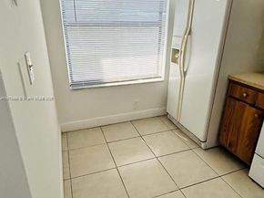 208 Lake Pointe Dr 205, Oakland Park FL 33309