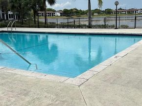 208 Lake Pointe Dr 205, Oakland Park FL 33309