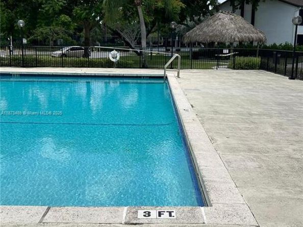 208 Lake Pointe Dr 205, Oakland Park FL 33309