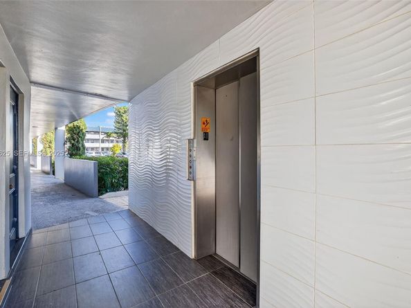 7817 Golf Cir Dr 301, Margate FL 33063