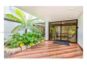 2780 NE 183rd St 810, Aventura FL 33160