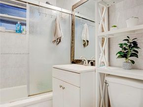 2326 Harding St, Hollywood FL 33020