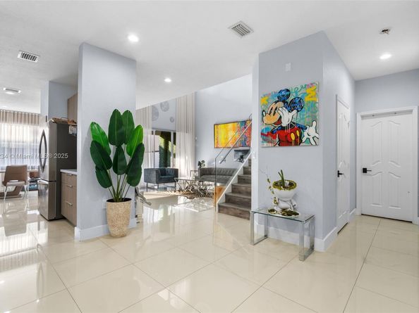 8174 NW 114th Pl, Doral FL 33178