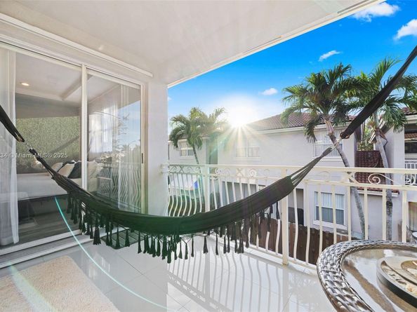 8174 NW 114th Pl, Doral FL 33178