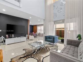 8174 NW 114th Pl, Doral FL 33178