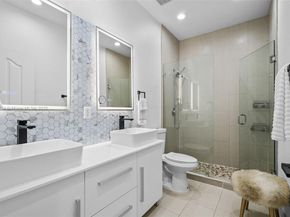8174 NW 114th Pl, Doral FL 33178