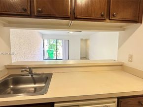 4091 Sierra Te 4091, Sunrise FL 33351