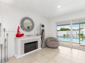 19602 NW 37th Ct, Miami Gardens FL 33055