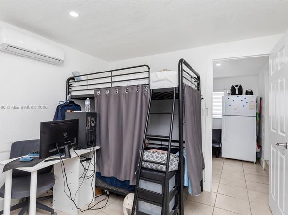 19602 NW 37th Ct, Miami Gardens FL 33055