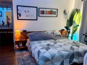 2517 Centergate Dr 203, Miramar FL 33025