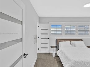 840 S Southlake Dr, Hollywood FL 33019