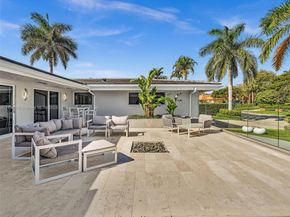 840 S Southlake Dr, Hollywood FL 33019