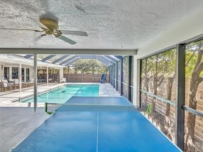 840 S Southlake Dr, Hollywood FL 33019