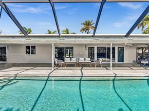 840 S Southlake Dr, Hollywood FL 33019