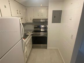 600 Layne 216, Hallandale Beach FL 33009