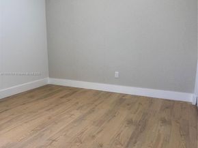 1090 SE 6th Ave, Dania Beach FL 33004