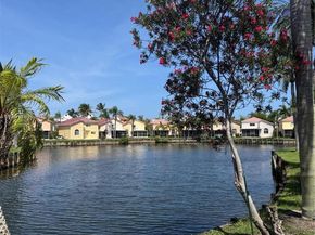 1090 SE 6th Ave, Dania Beach FL 33004