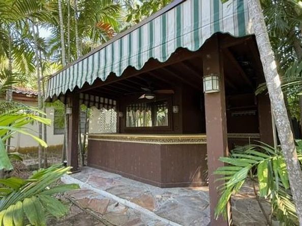 12942 Ixora Rd, North Miami FL 33181
