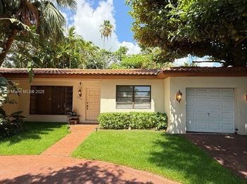 12942 Ixora Rd