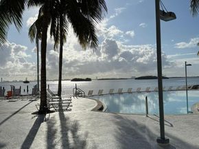 650 NE 64th St G503, Miami FL 33138