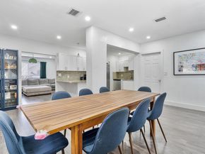 3249 NW 51st St, Miami FL 33142