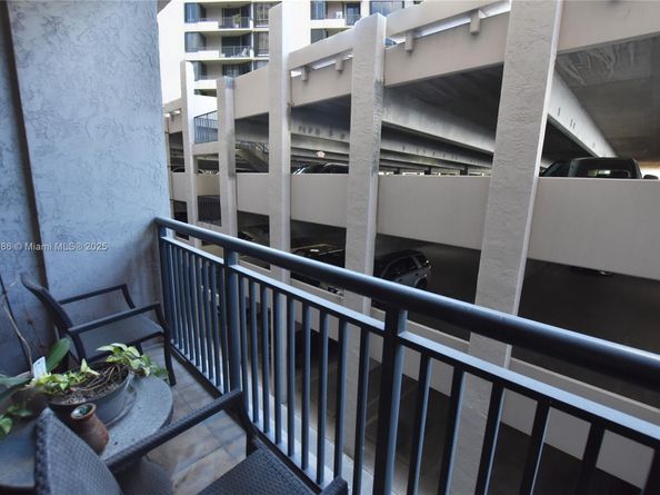 540 Brickell Key Dr 316, Miami FL 33131