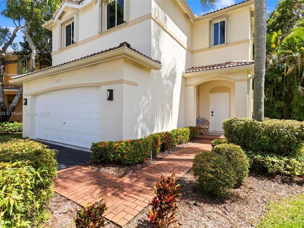4275 Ironwood Ct, Weston FL 33331