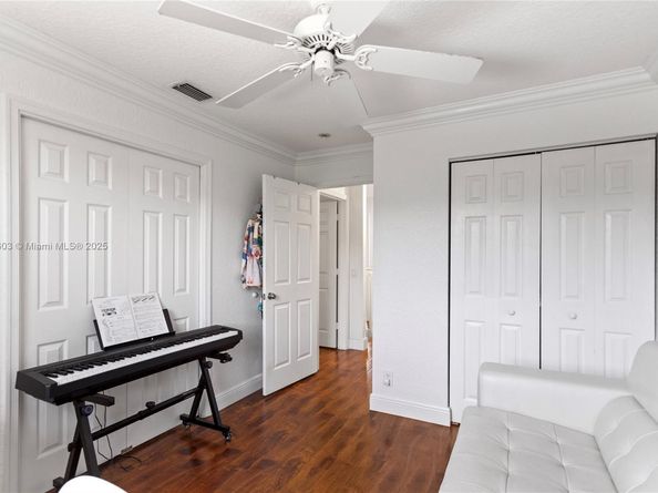 4275 Ironwood Ct, Weston FL 33331