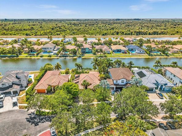 3230 SW 194th Ter, Miramar FL 33029