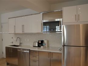 700 16th St 201, Miami Beach FL 33139