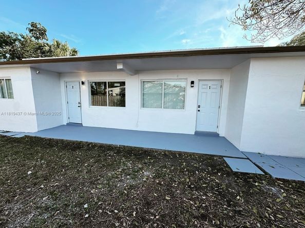 516 NW 18th Ave, Fort Lauderdale FL 33311