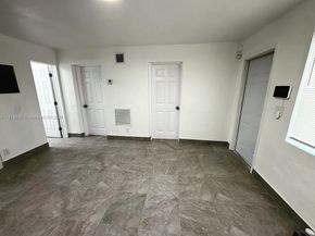 516 NW 18th Ave, Fort Lauderdale FL 33311