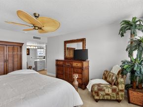 3140 S Ocean Dr PH4, Hallandale Beach FL 33009