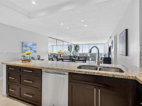 3140 S Ocean Dr PH4, Hallandale Beach FL 33009