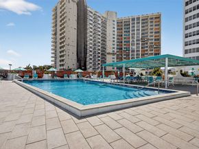 3140 S Ocean Dr PH4, Hallandale Beach FL 33009