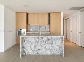 500 Alton Rd 2207, Miami Beach FL 33139