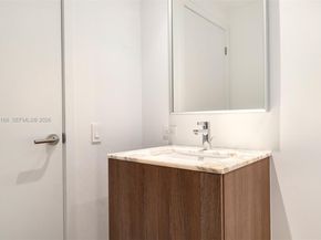 500 Alton Rd 2207, Miami Beach FL 33139