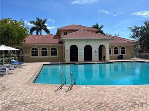 4929 SW 140th Ter 5, Miramar FL 33027