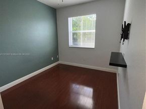 4929 SW 140th Ter 5, Miramar FL 33027