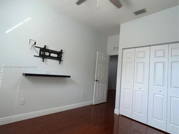 4929 SW 140th Ter 5, Miramar FL 33027