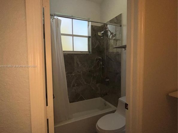 4929 SW 140th Ter 5, Miramar FL 33027