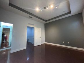 4929 SW 140th Ter 5, Miramar FL 33027