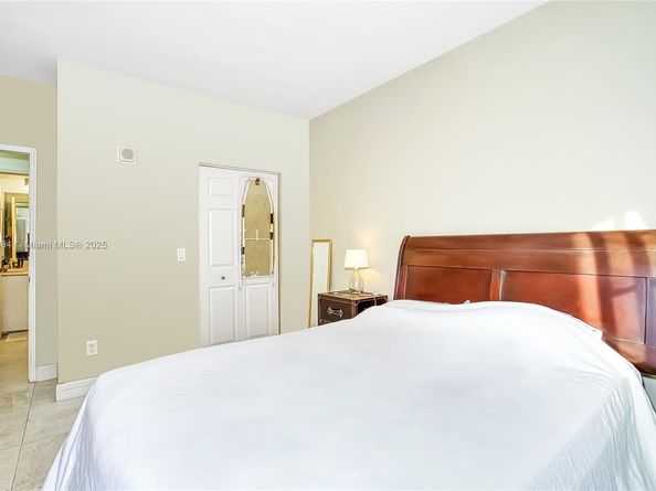 233 S Federal Hwy 402, Boca Raton FL 33432