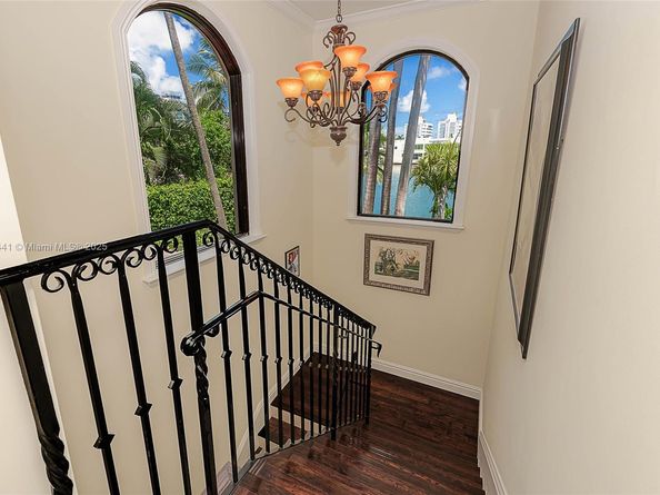 6535 Allison Rd, Miami Beach FL 33141