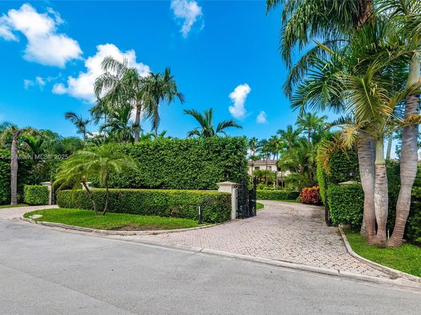 6535 Allison Rd, Miami Beach FL 33141