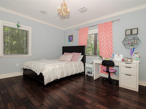 6535 Allison Rd, Miami Beach FL 33141