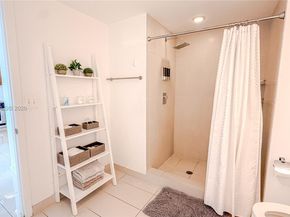 3250 NE 1st Ave 1110, Miami FL 33137