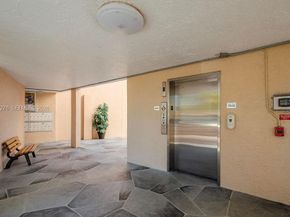 2601 N Nob Hill Rd 402, Sunrise FL 33322