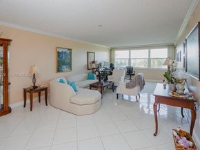 2601 N Nob Hill Rd 402, Sunrise FL 33322